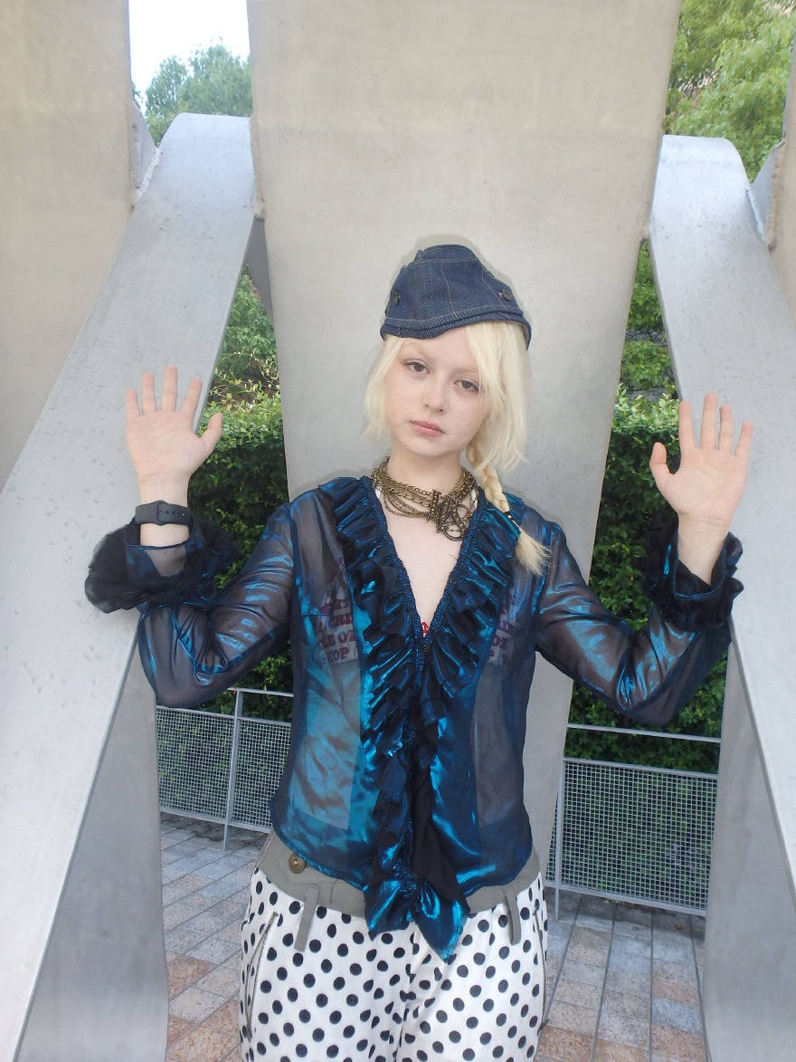 “Flowing Form 1” metallic-colored broken polarized blue mesh cardigan sun protection jacket