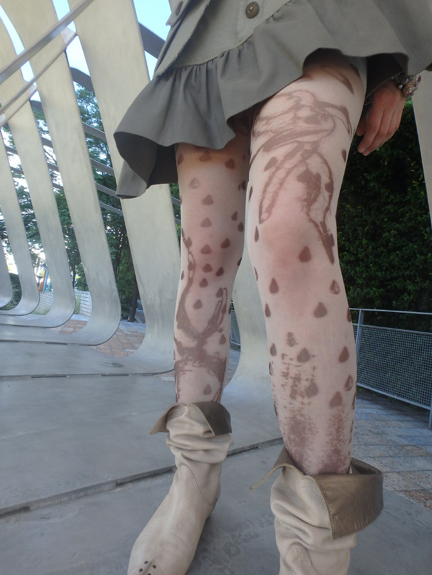 “Time Rain” original hand-drawn irregular print 10D ultra-thin stockings