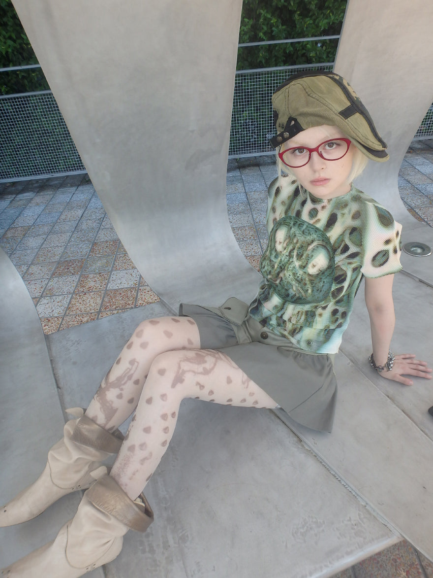 “Bubble Economy” asymmetrical imperfection versatile shaped short skirt