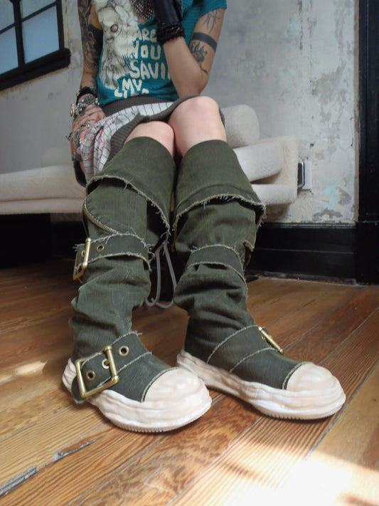 "breaktherules"multi-wear broken canvas leather boots