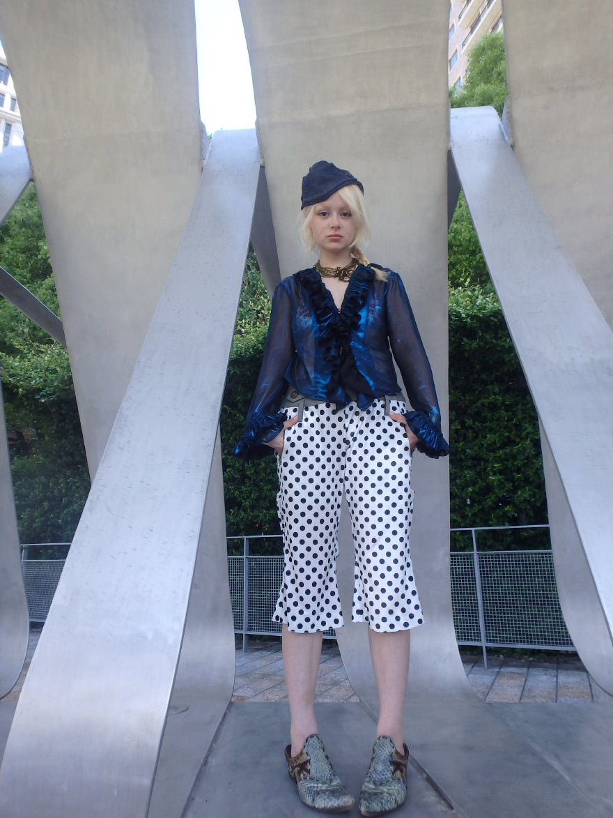 “Childish” irregularly stitched polka dot wide-leg casual pants