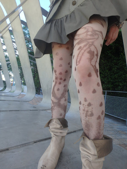 “Time Rain” original hand-drawn irregular print 10D ultra-thin stockings